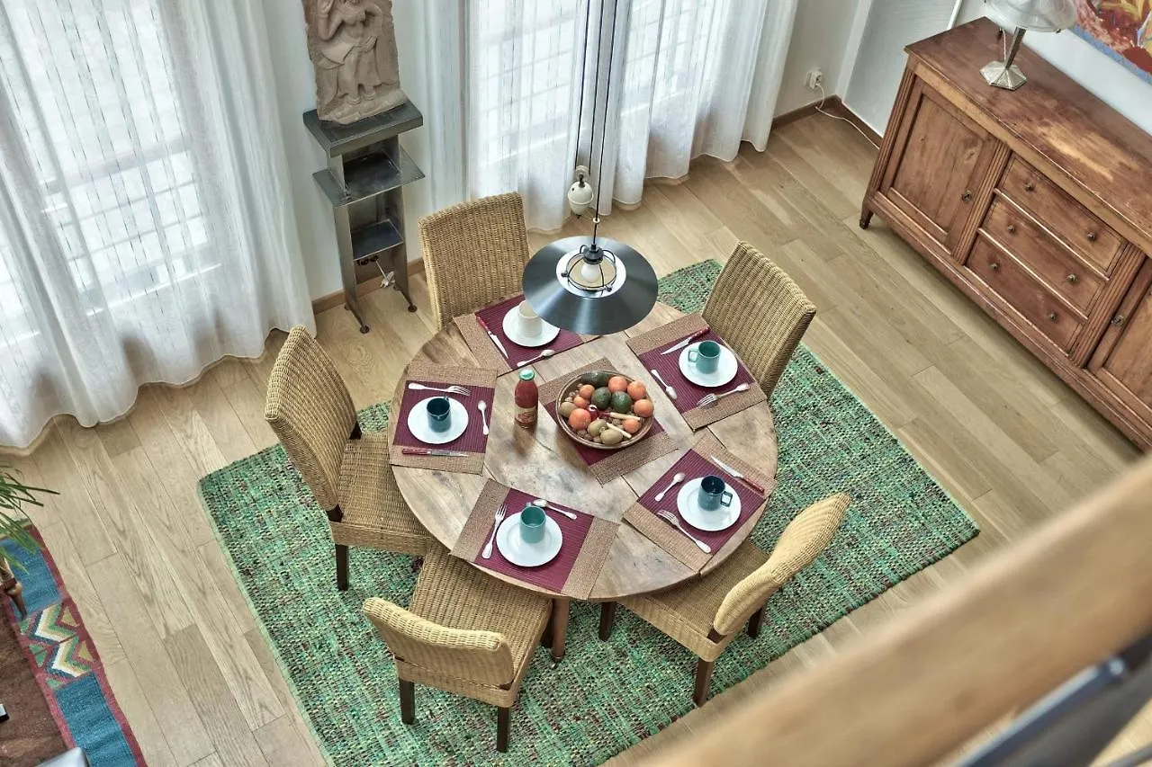 Apartment Appartement Dombasle Tour Eiffel - Welkeys Paris France