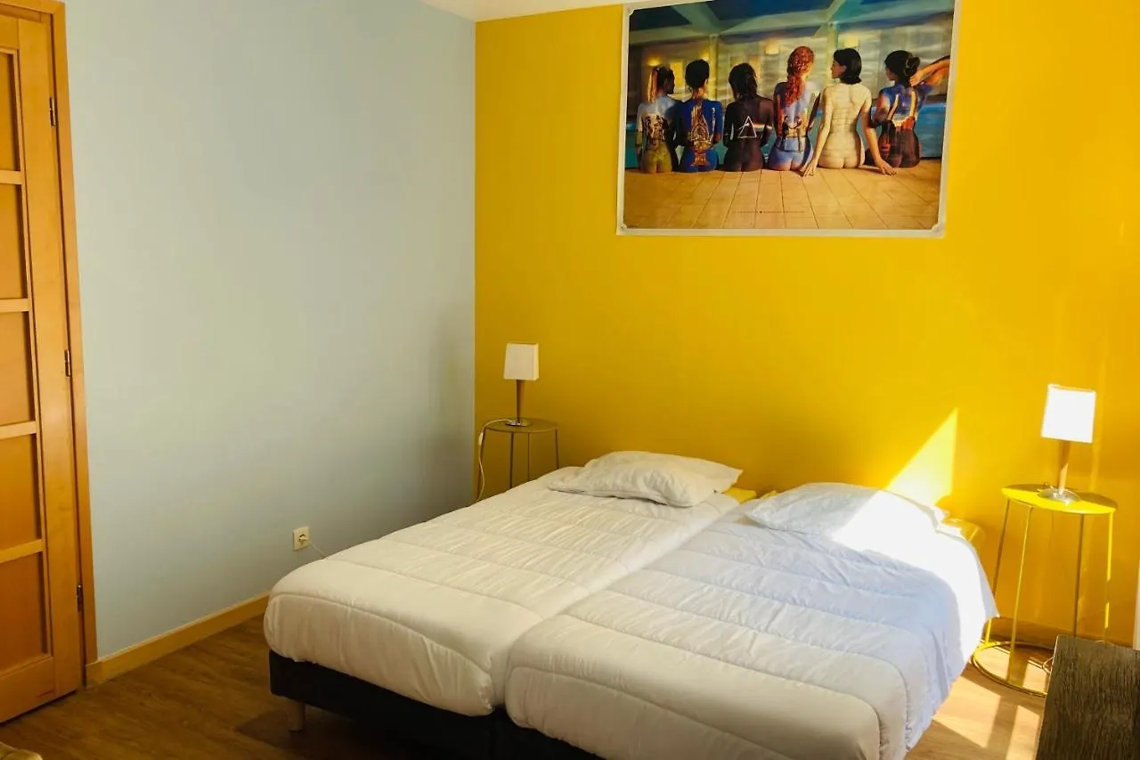 Appartement Dombasle Tour Eiffel - Welkeys Paris 0*,  France